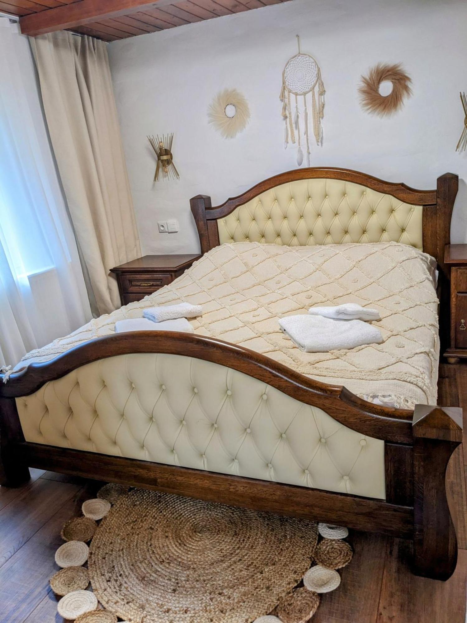 Tokaj Zlata Putna - Restaurant & Pension Vinicky エクステリア 写真